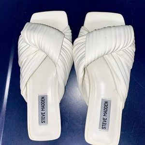 Steve madden sandals